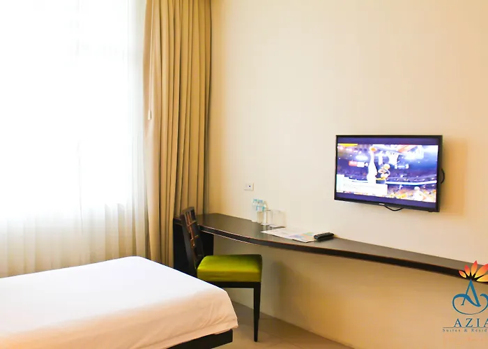 Hotel Azia 3*